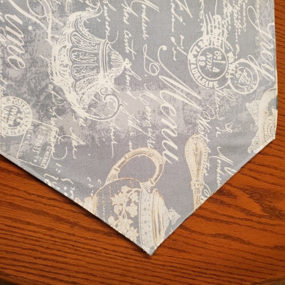 Linen Table Runner - Picture 4 of 6